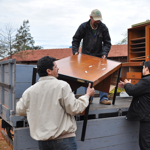 compradores de muebles usados